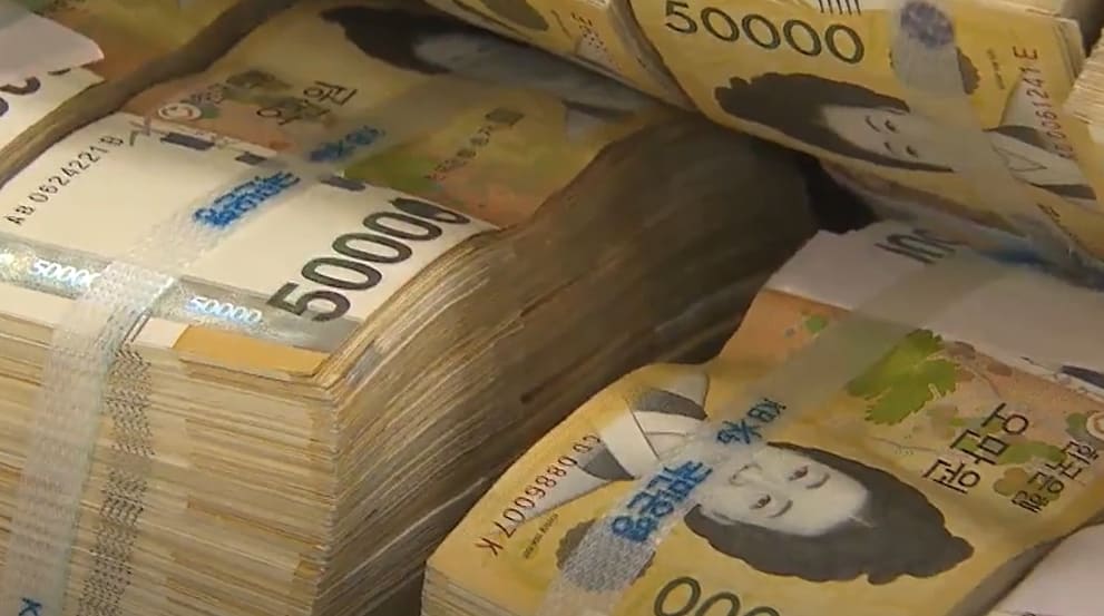 政治危机导致韩国股市市值蒸发逾1000亿美元,政府稳定措施推动市场短期反弹