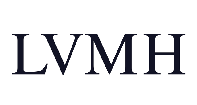巴黎圣母院重开背后:LVMH捐赠2亿欧元助力修复,奢侈品牌与文化交融引发争议
